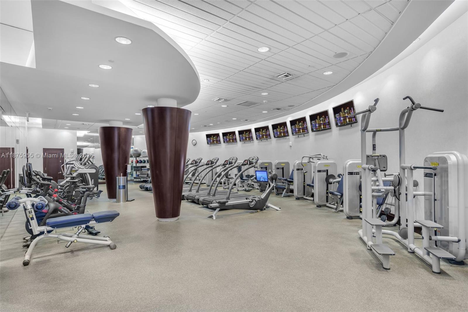 5959 Collins Ave #804, Miami Beach FL 33140