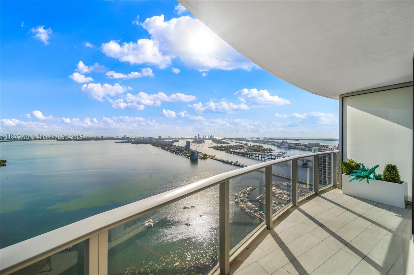 488 NE 18th St #2912, Miami FL 33132