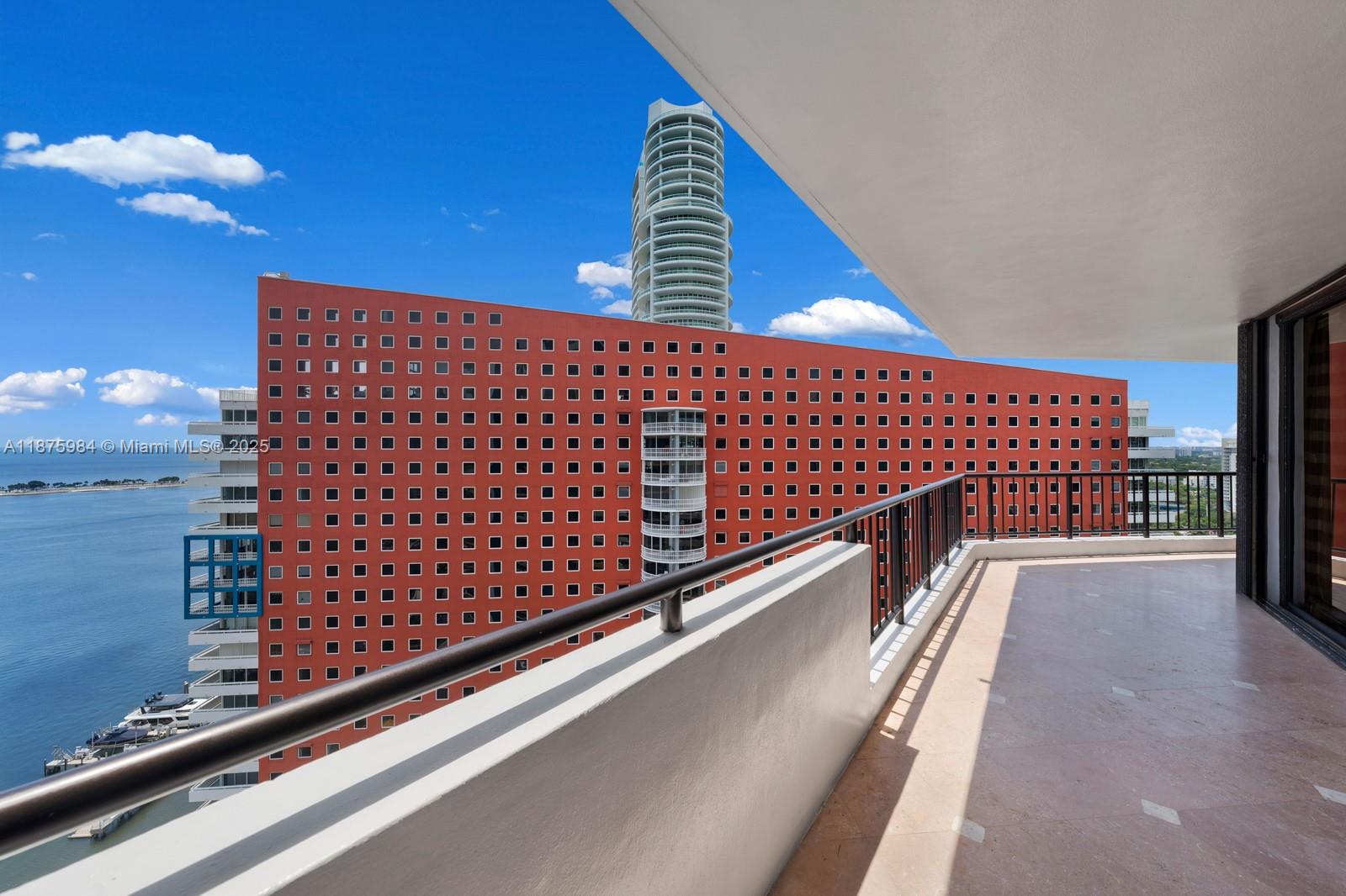 1581 Brickell Ave #2105, Miami FL 33129