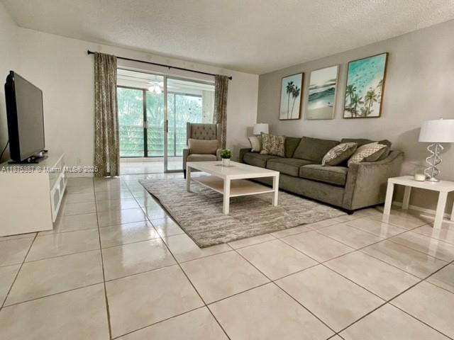 131 SE 3rd Ave #305, Dania Beach FL 33004