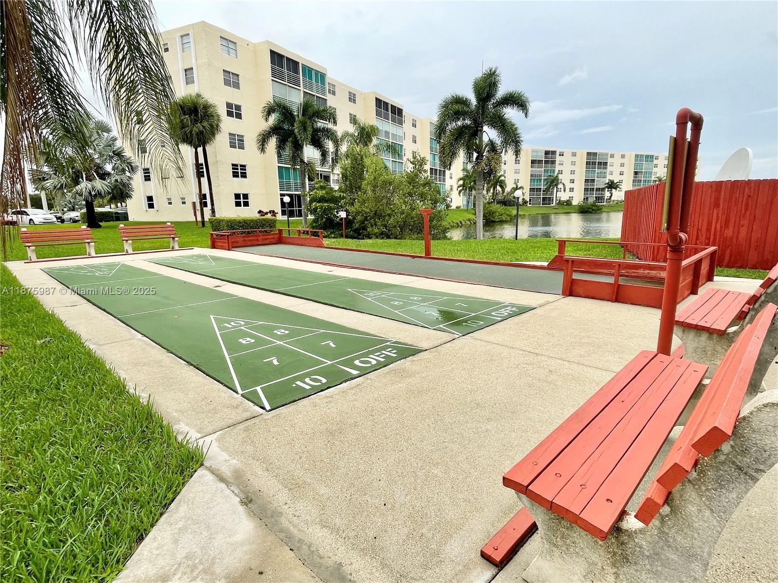131 SE 3rd Ave #305, Dania Beach FL 33004
