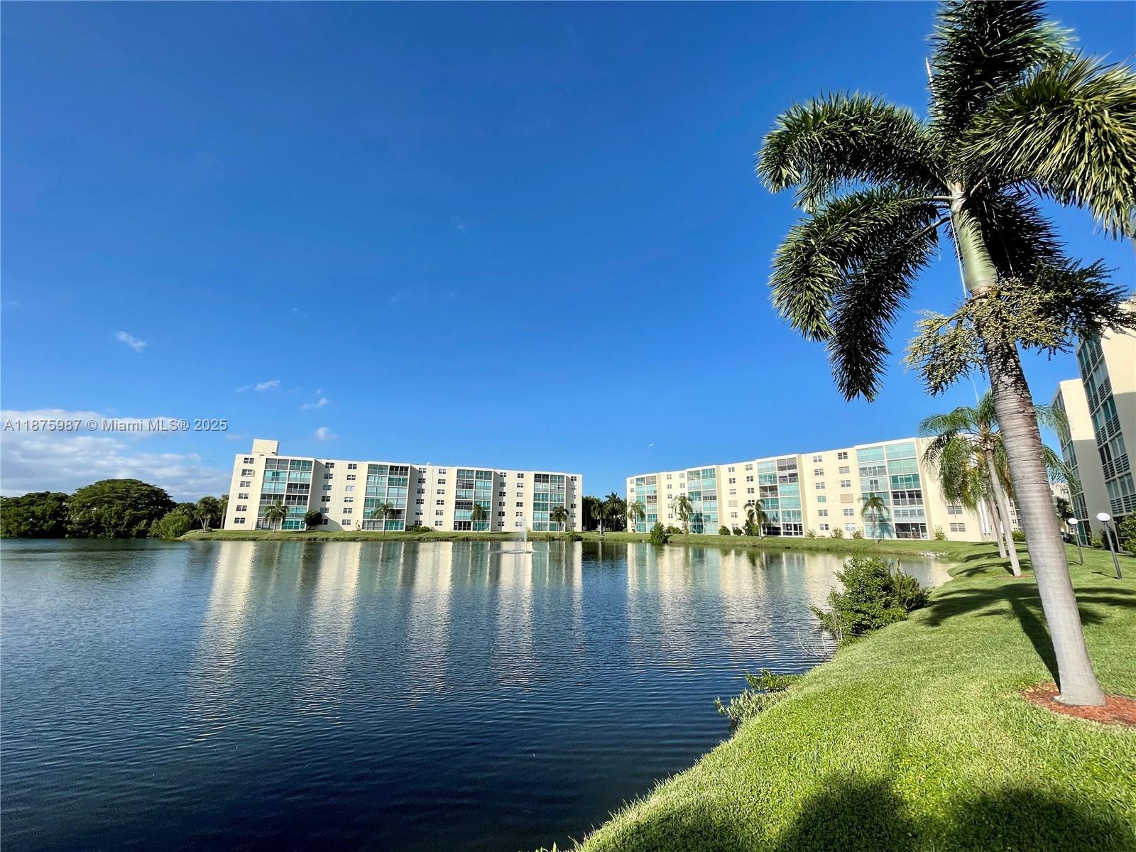131 SE 3rd Ave #305, Dania Beach FL 33004