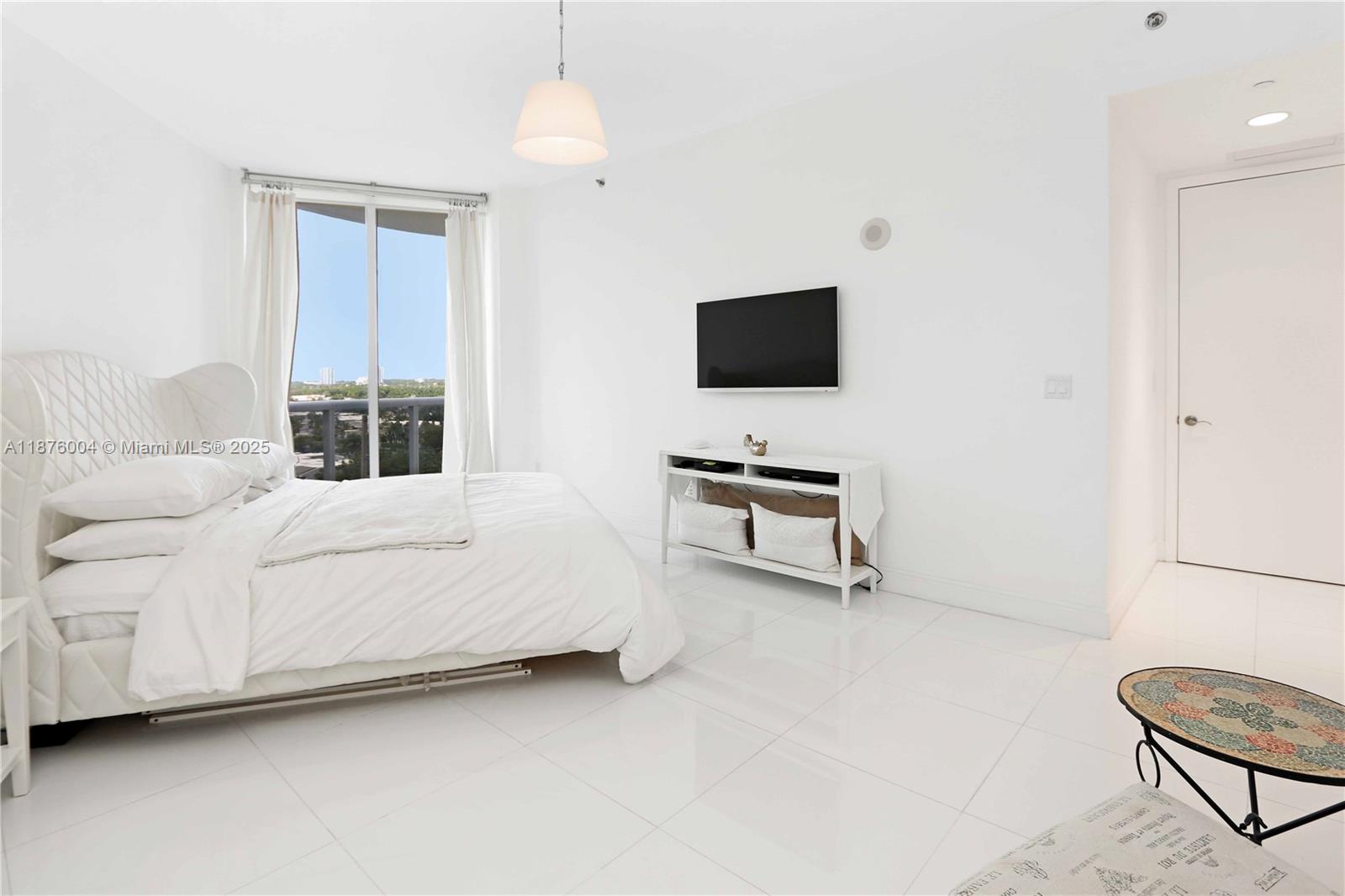 16001 Collins Ave #705, Sunny Isles Beach FL 33160