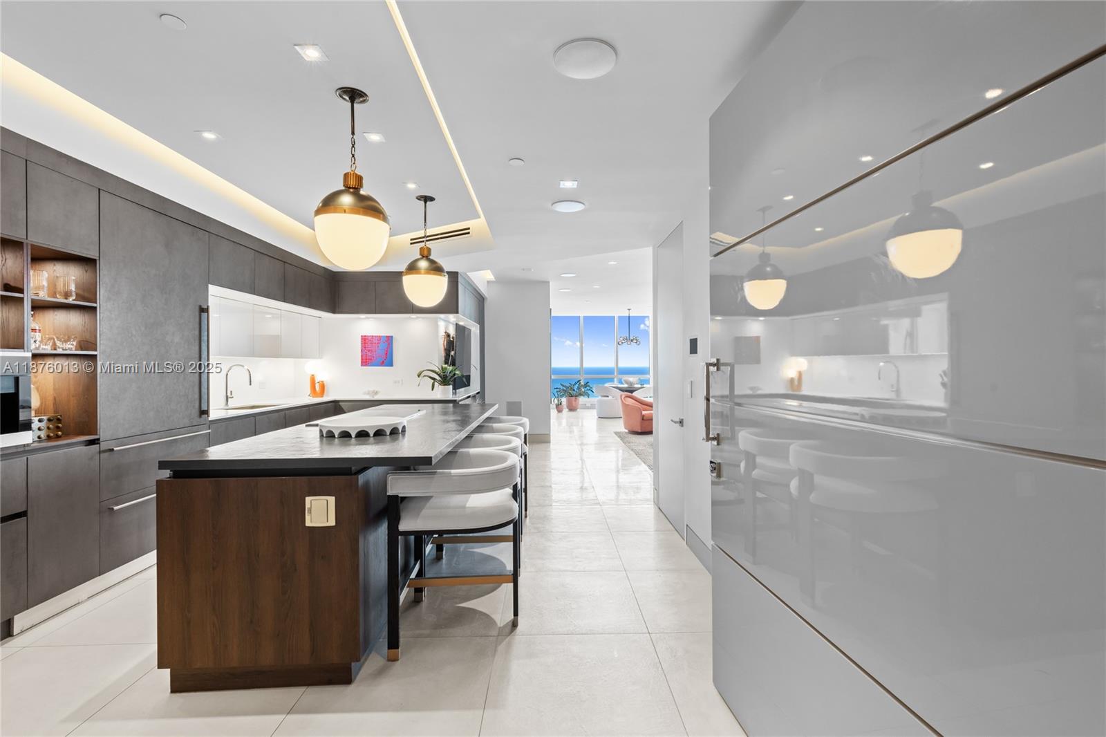 100 S Pointe Dr #3605, Miami Beach FL 33139