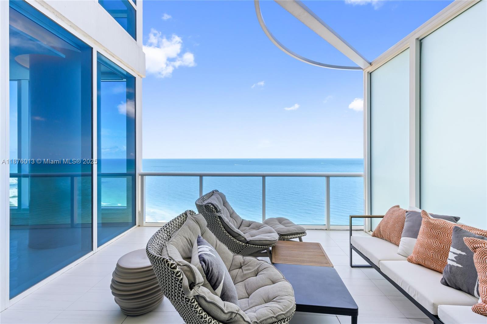 100 S Pointe Dr #3605, Miami Beach FL 33139
