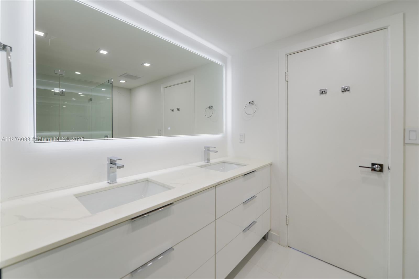 10275 Collins Ave #731, Bal Harbour FL 33154