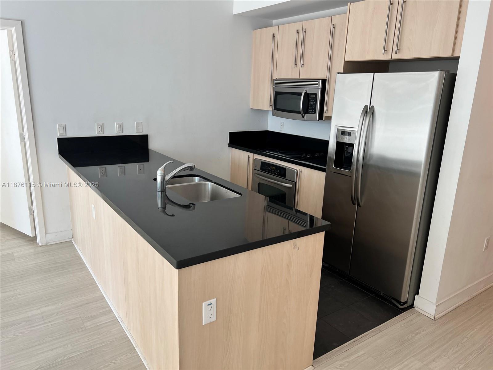 1111 SW 1st Ave #2816-N, Miami FL 33130