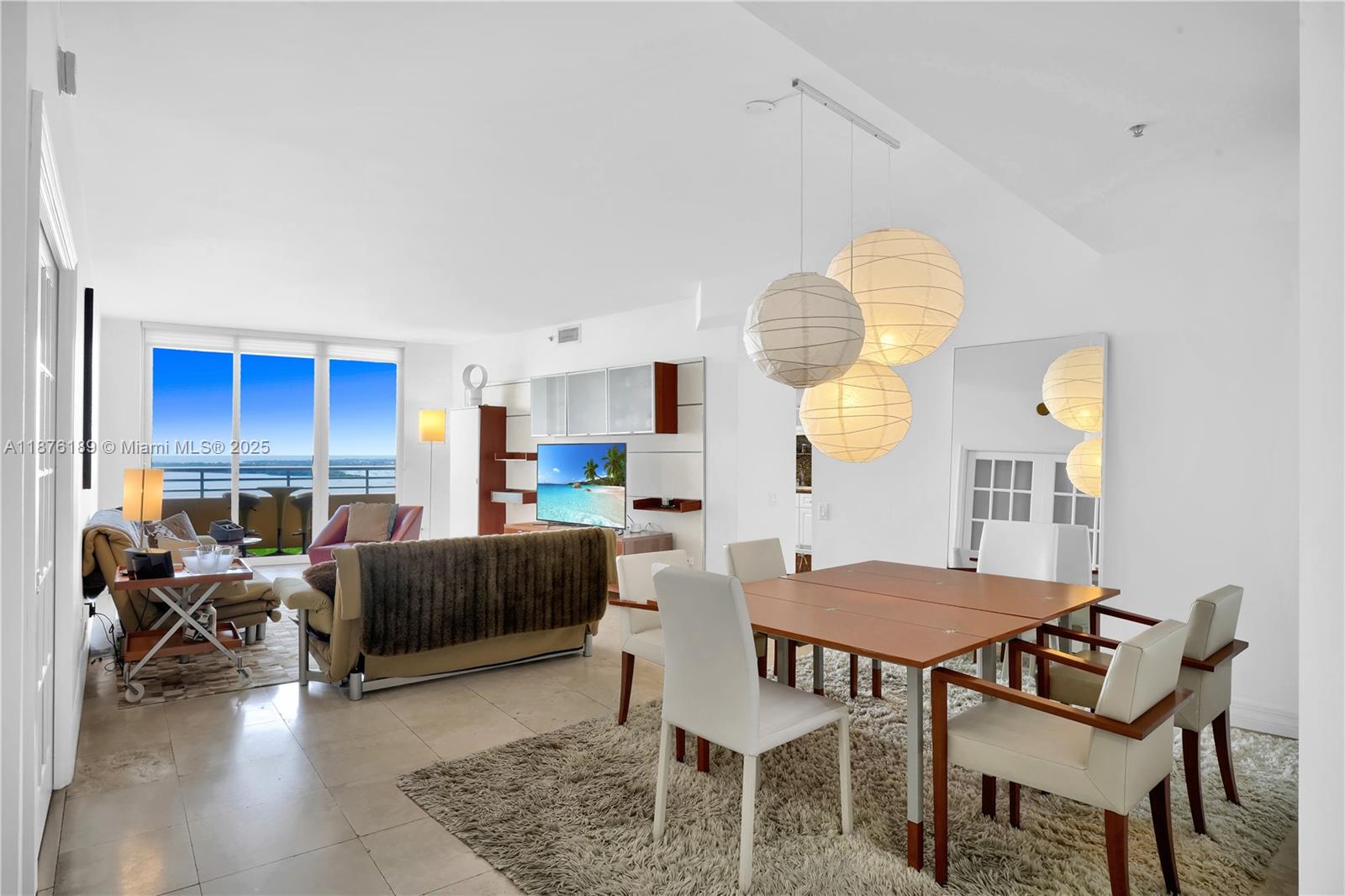 808 Brickell Key Dr #2506, Miami FL 33131