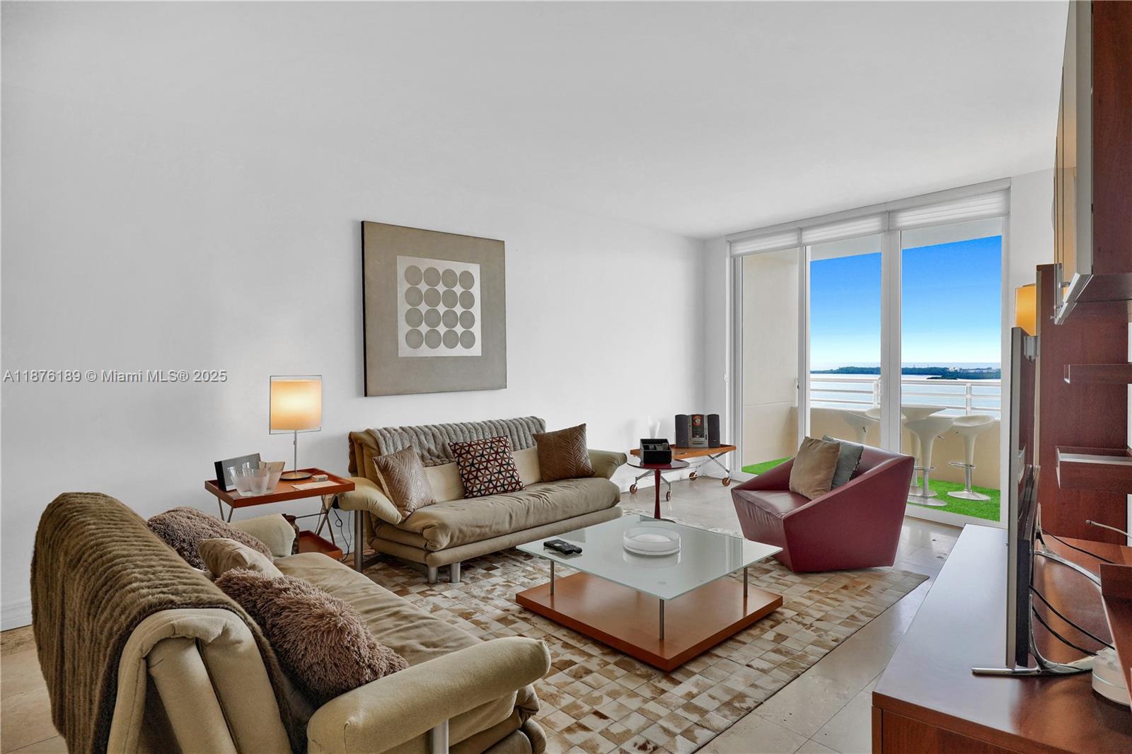 808 Brickell Key Dr #2506, Miami FL 33131