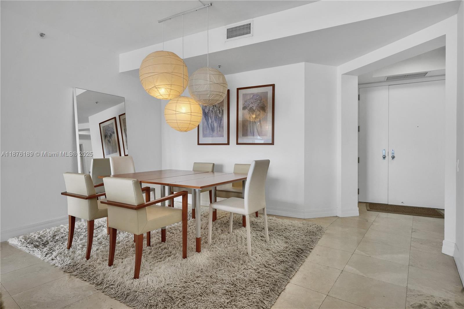808 Brickell Key Dr #2506, Miami FL 33131