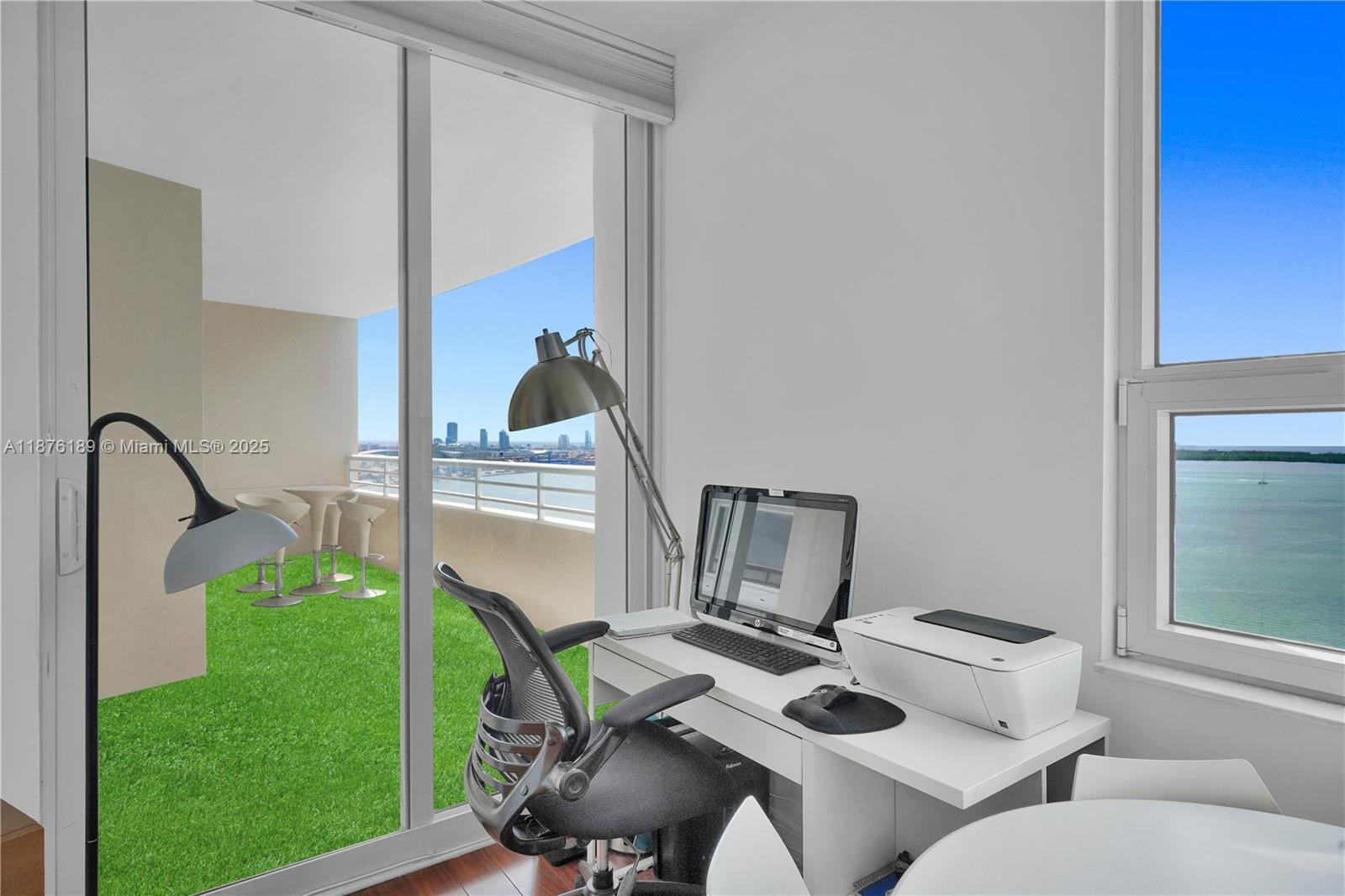 808 Brickell Key Dr #2506, Miami FL 33131