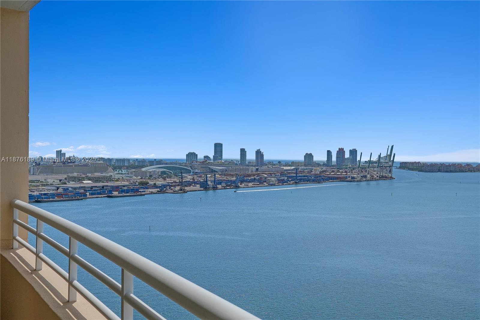 808 Brickell Key Dr #2506, Miami FL 33131