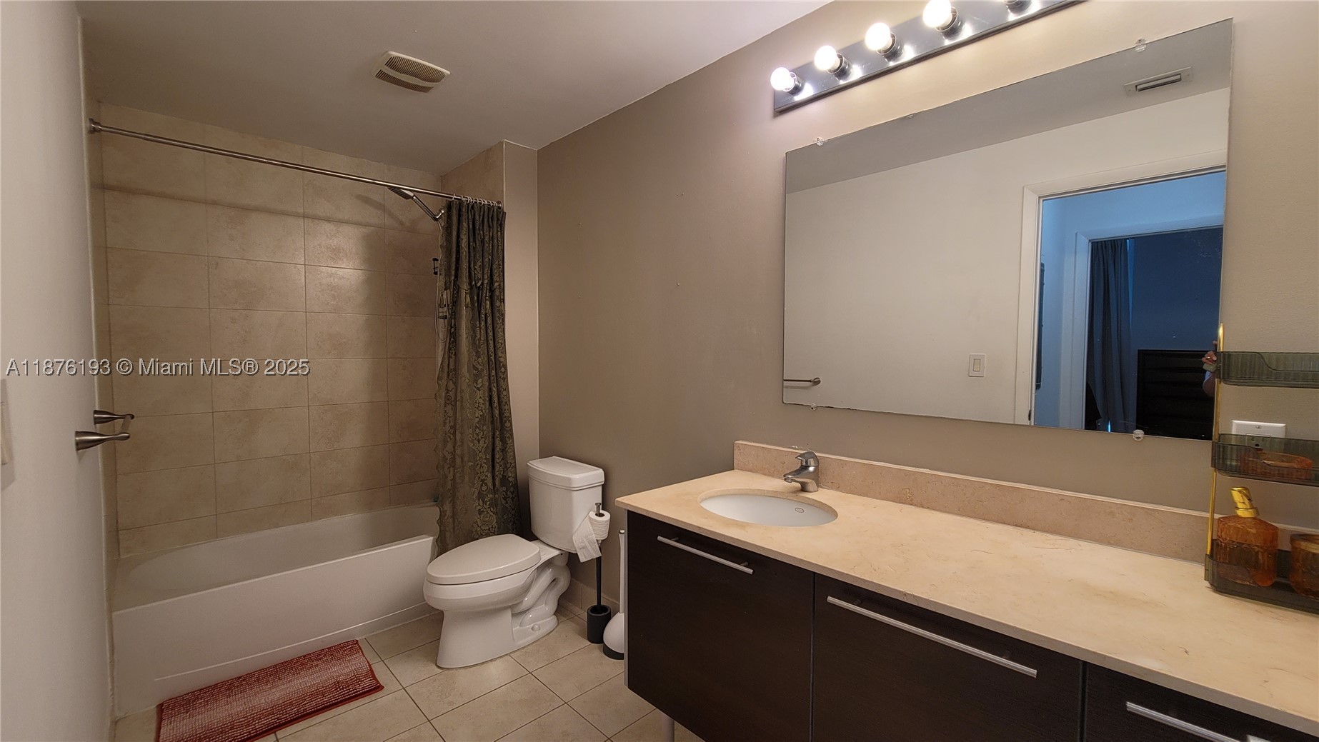 1900 N Bayshore Dr #2009, Miami FL 33132