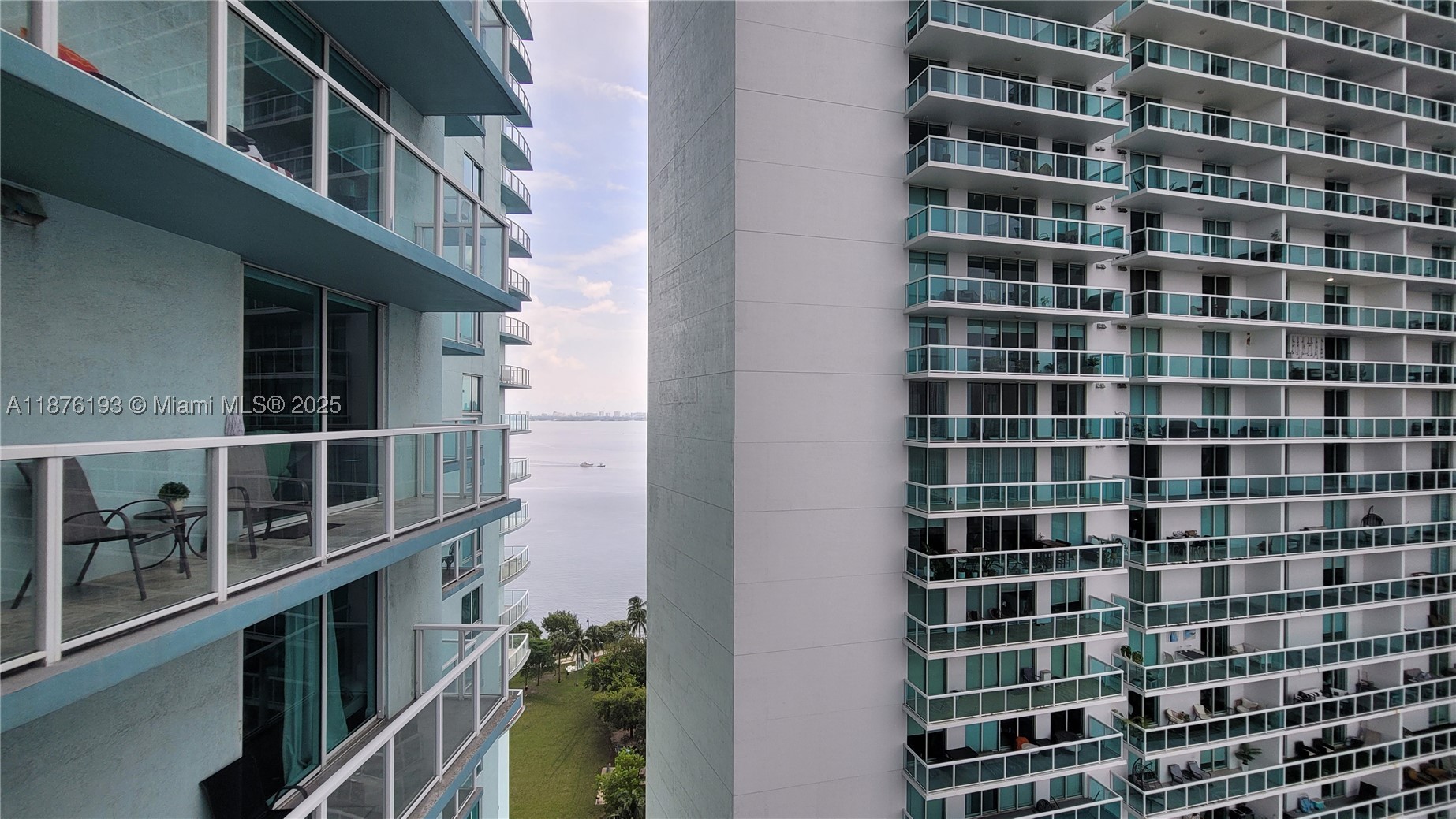 1900 N Bayshore Dr #2009, Miami FL 33132