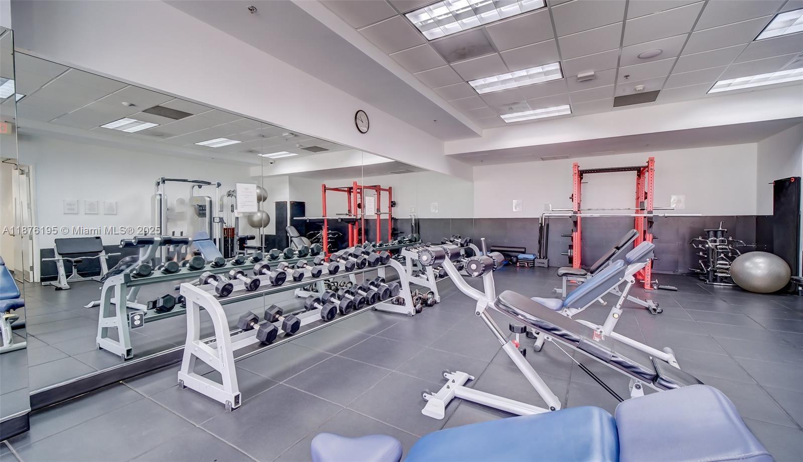 1200 Brickell Bay Dr #2809, Miami FL 33131