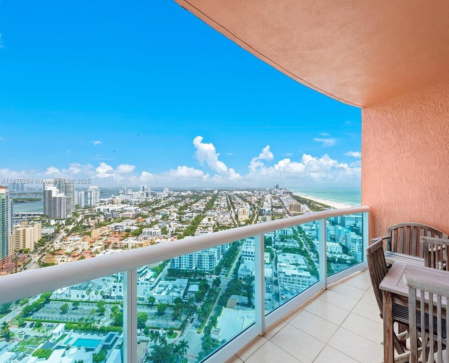 300 S Pointe Dr #3504, Miami Beach FL 33139