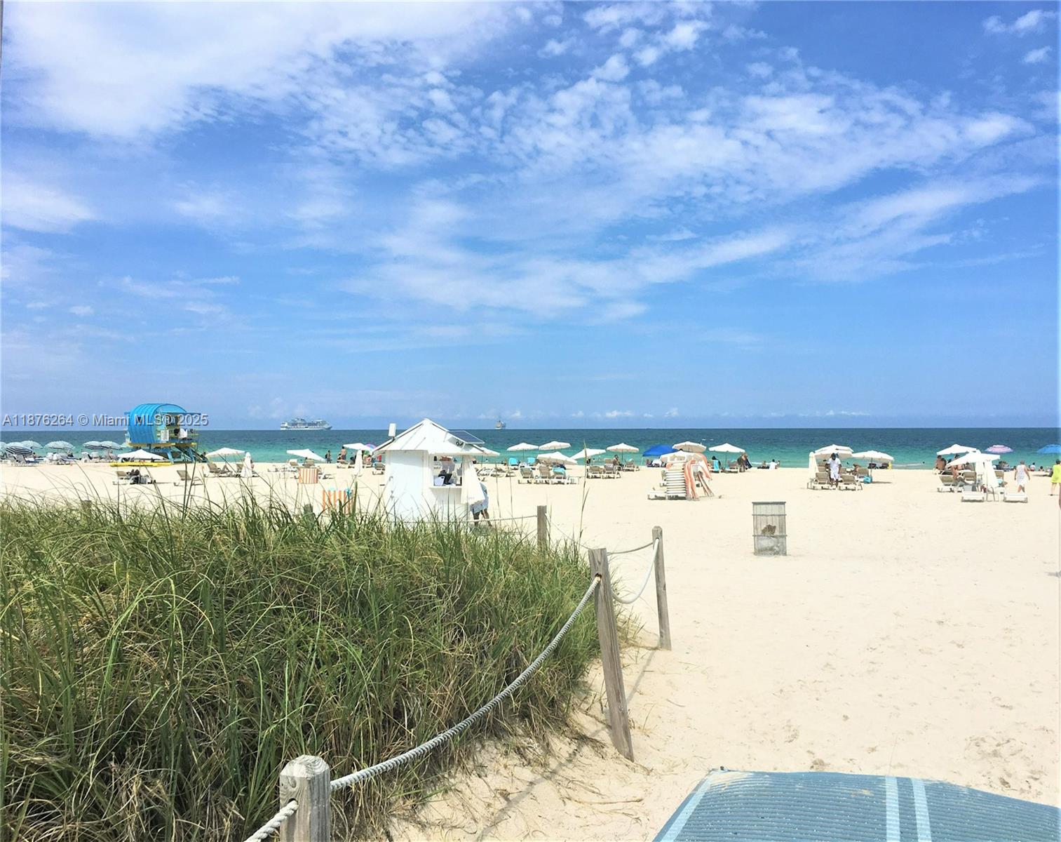 300 S Pointe Dr #3504, Miami Beach FL 33139