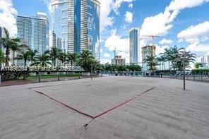 888 Biscayne Blvd #5102, Miami FL 33132