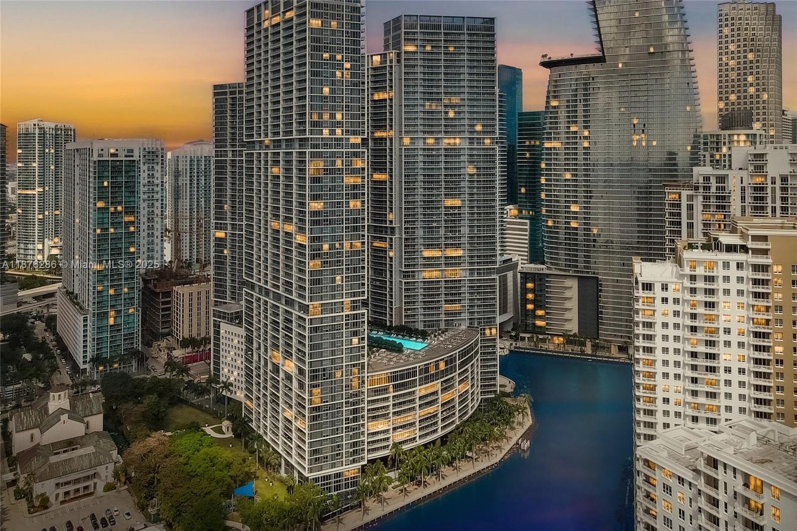 485 Brickell Ave #2009, Miami FL 33131