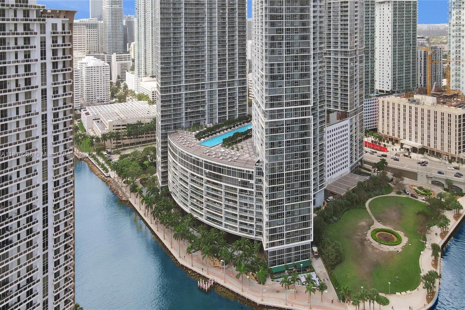485 Brickell Ave #2009, Miami FL 33131