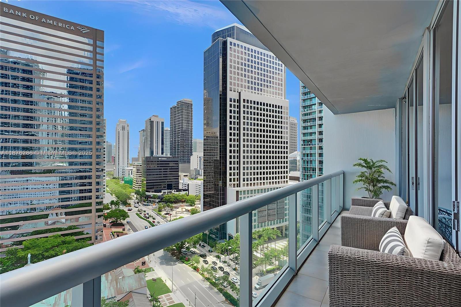 485 Brickell Ave #2009, Miami FL 33131