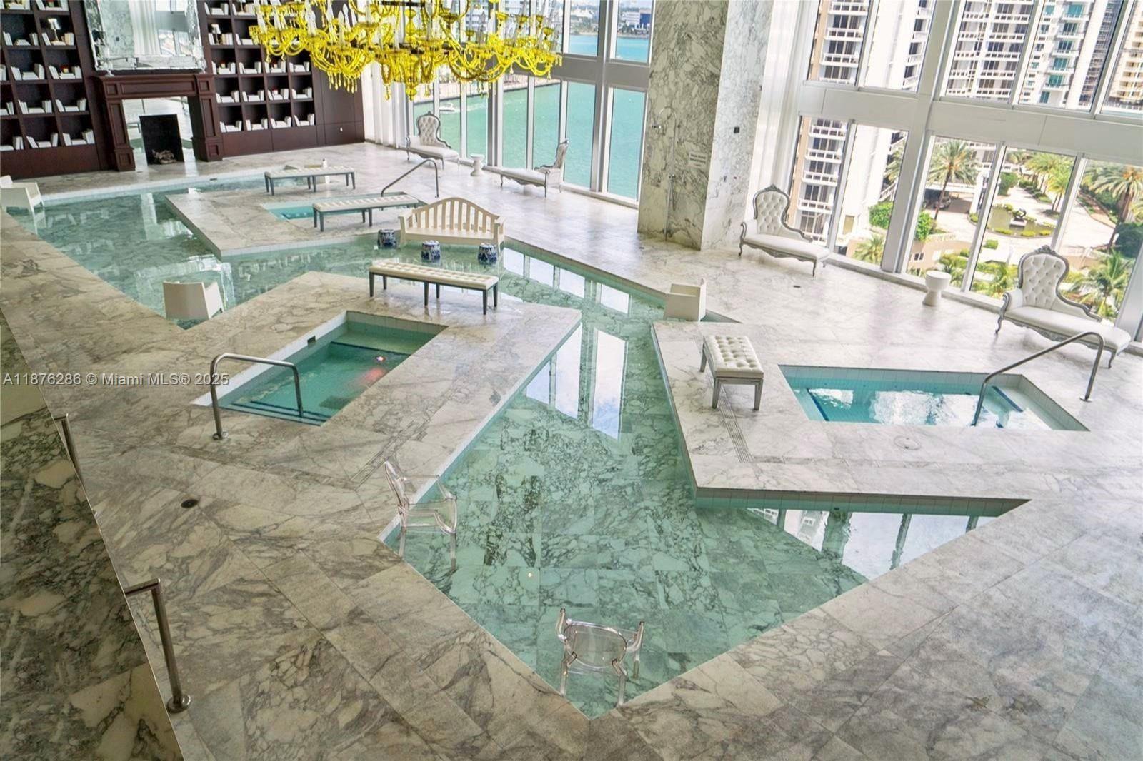 485 Brickell Ave #2009, Miami FL 33131