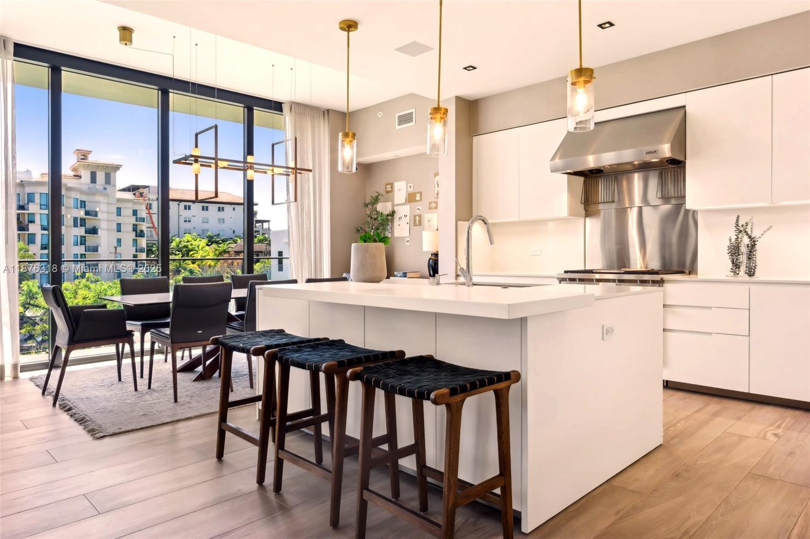 3581 E Glencoe St #309, Miami FL 33133