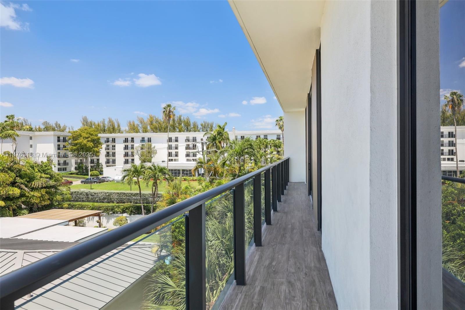 3581 E Glencoe St #309, Miami FL 33133