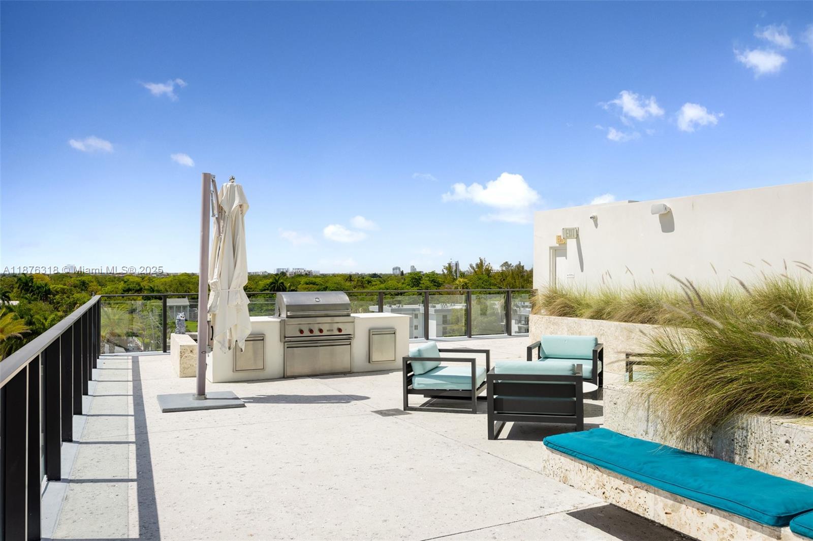 3581 E Glencoe St #309, Miami FL 33133