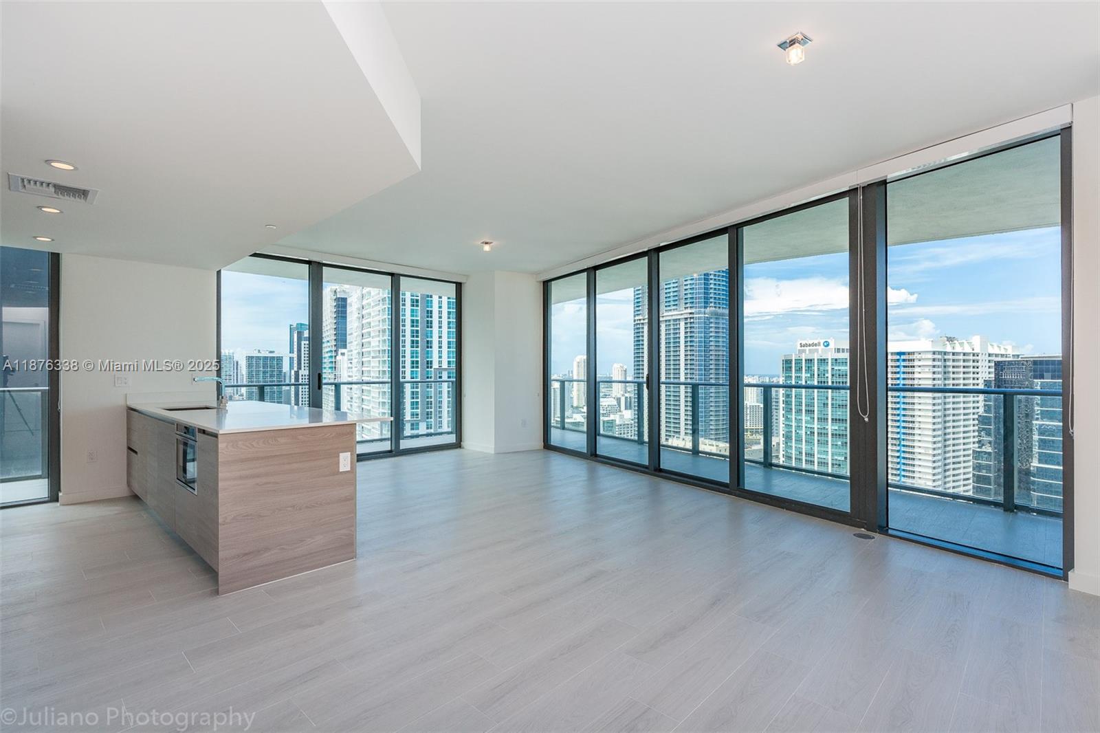 1300 S Miami Ave #3301, Miami FL 33130