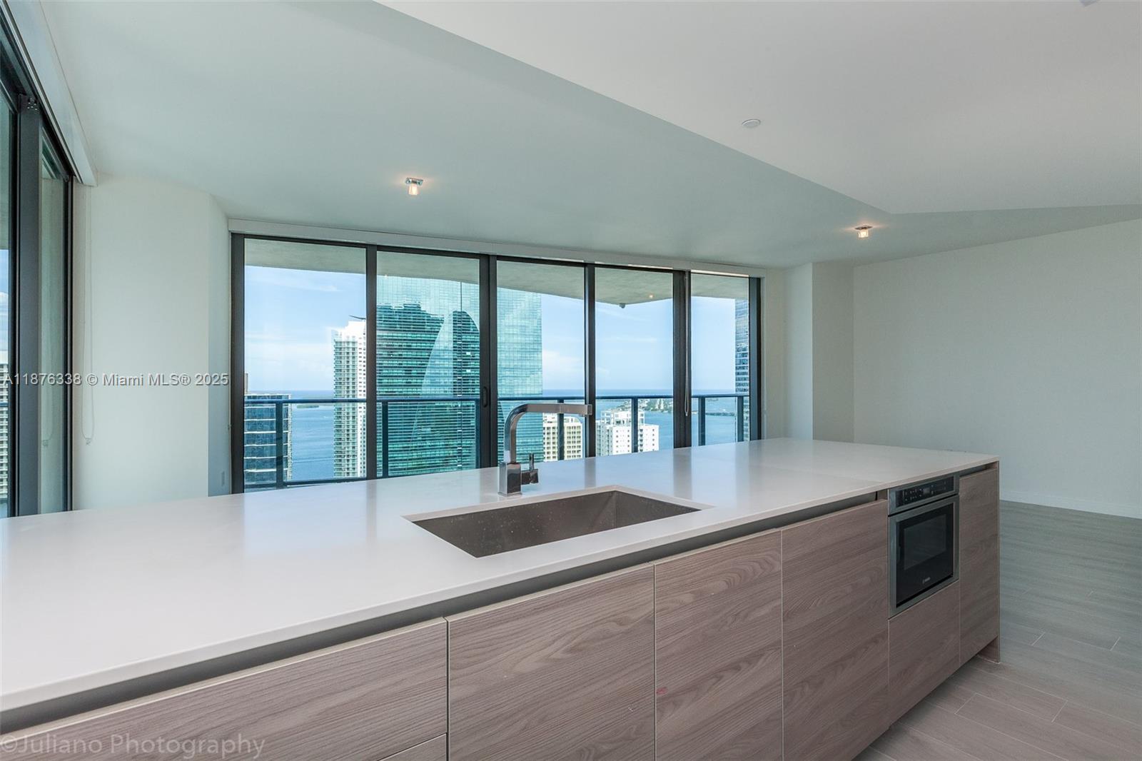 1300 S Miami Ave #3301, Miami FL 33130
