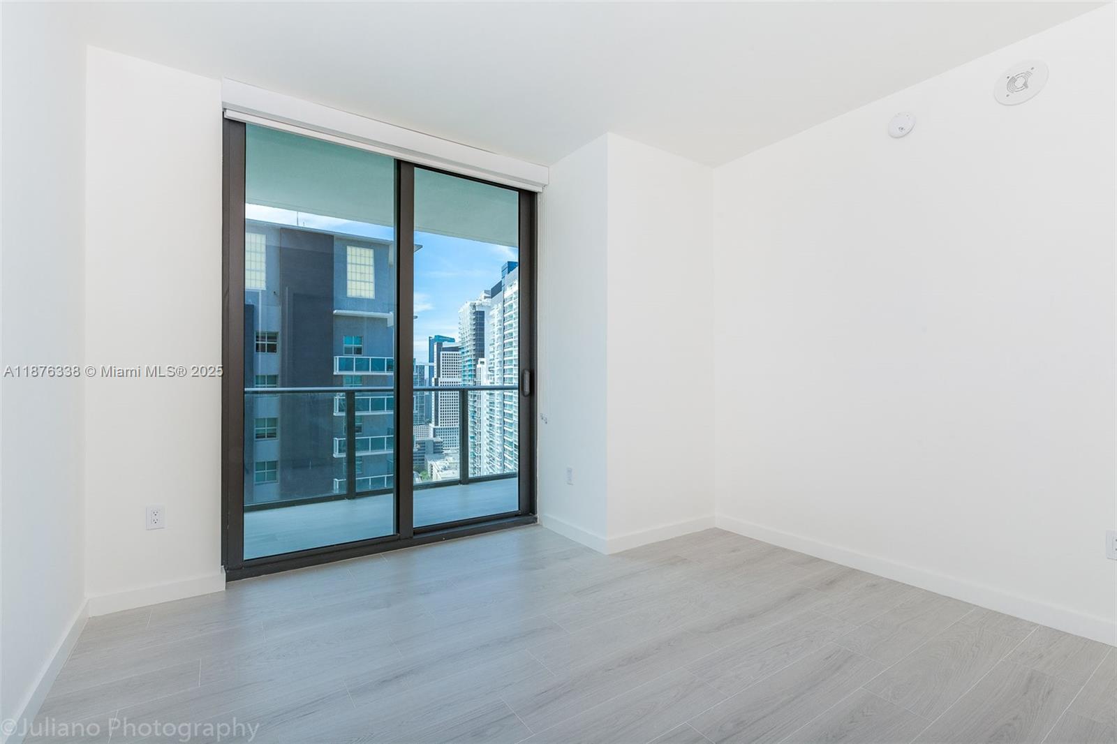 1300 S Miami Ave #3301, Miami FL 33130