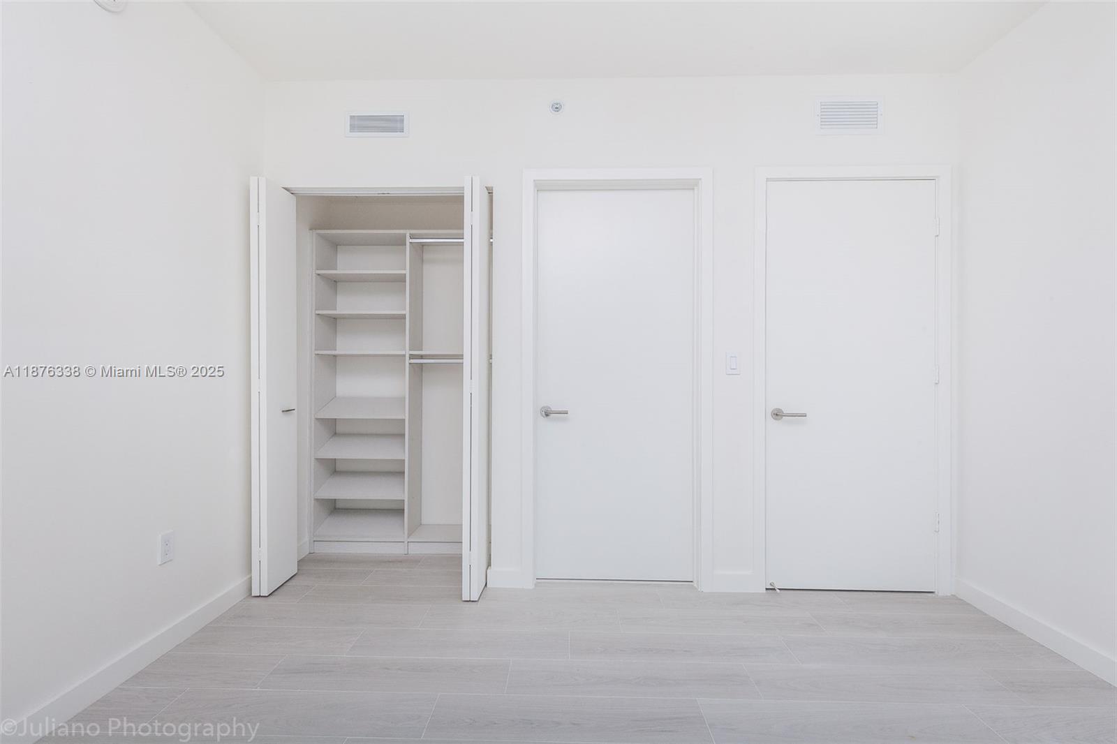 1300 S Miami Ave #3301, Miami FL 33130