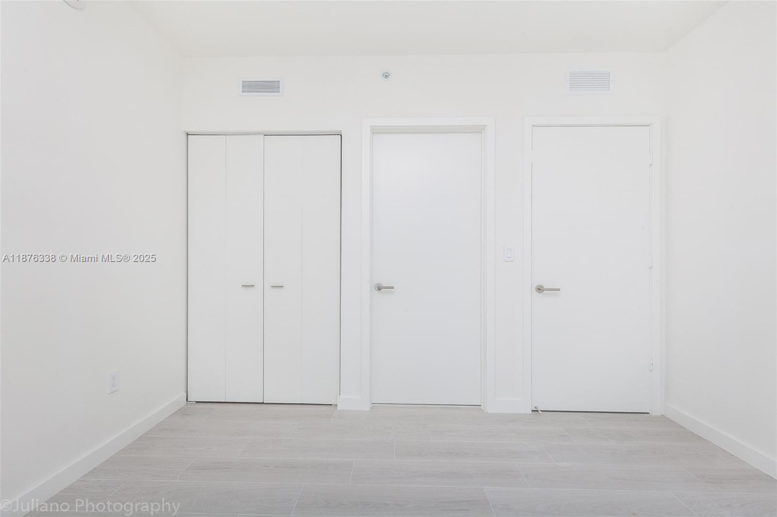 1300 S Miami Ave #3301, Miami FL 33130
