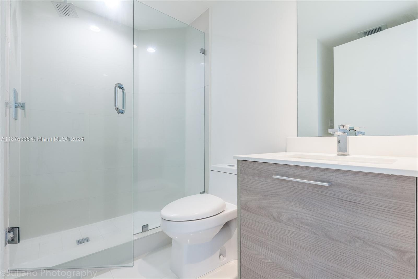 1300 S Miami Ave #3301, Miami FL 33130