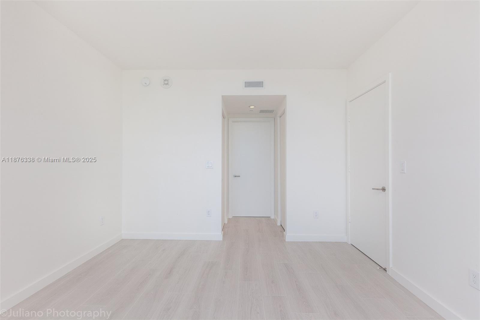 1300 S Miami Ave #3301, Miami FL 33130