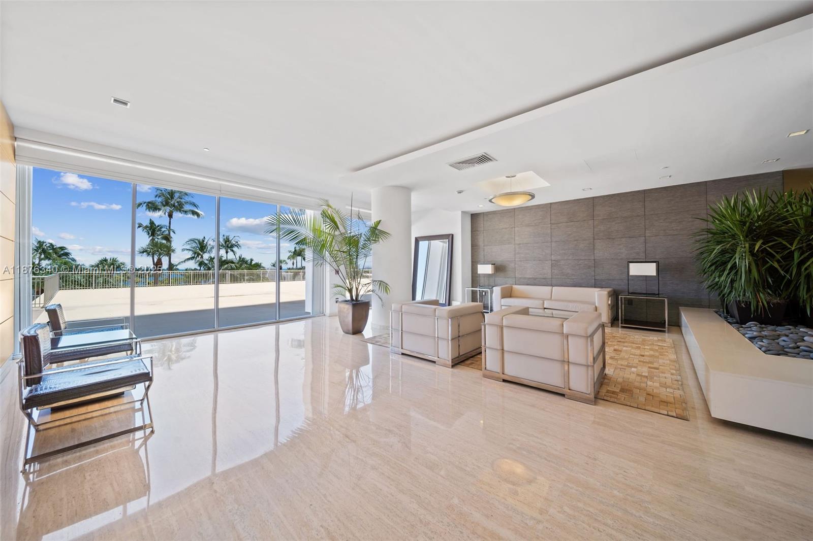 881 Ocean Dr #19C, Key Biscayne FL 33149
