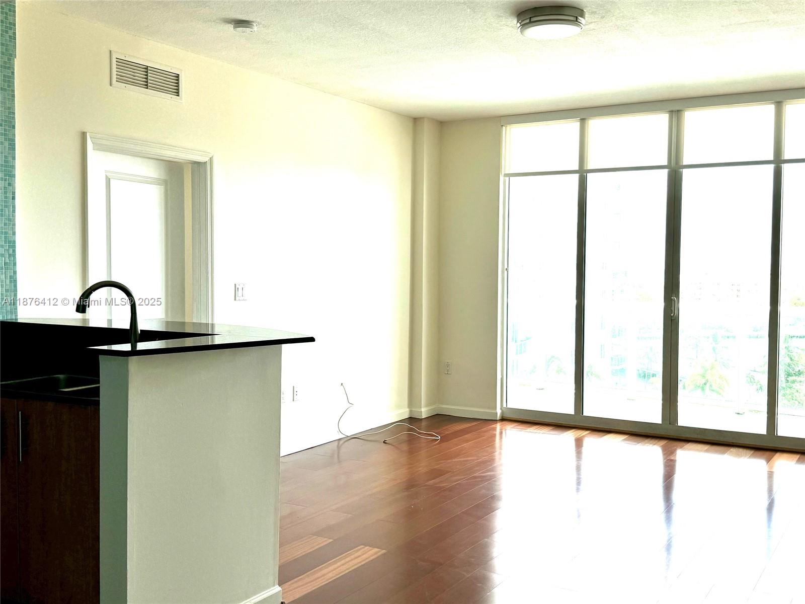 7900 NE Harbor Island Dr #1017, North Bay Village FL 33141