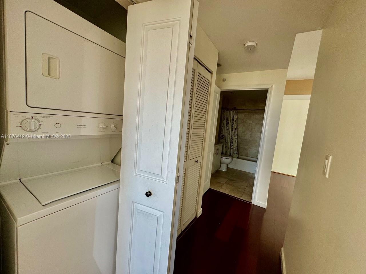 7900 NE Harbor Island Dr #1017, North Bay Village FL 33141