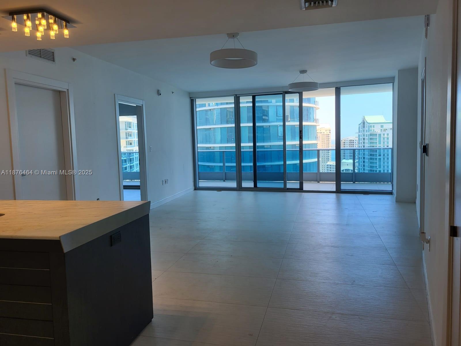200 Biscayne Boulevard Way #4203, Miami FL 33131