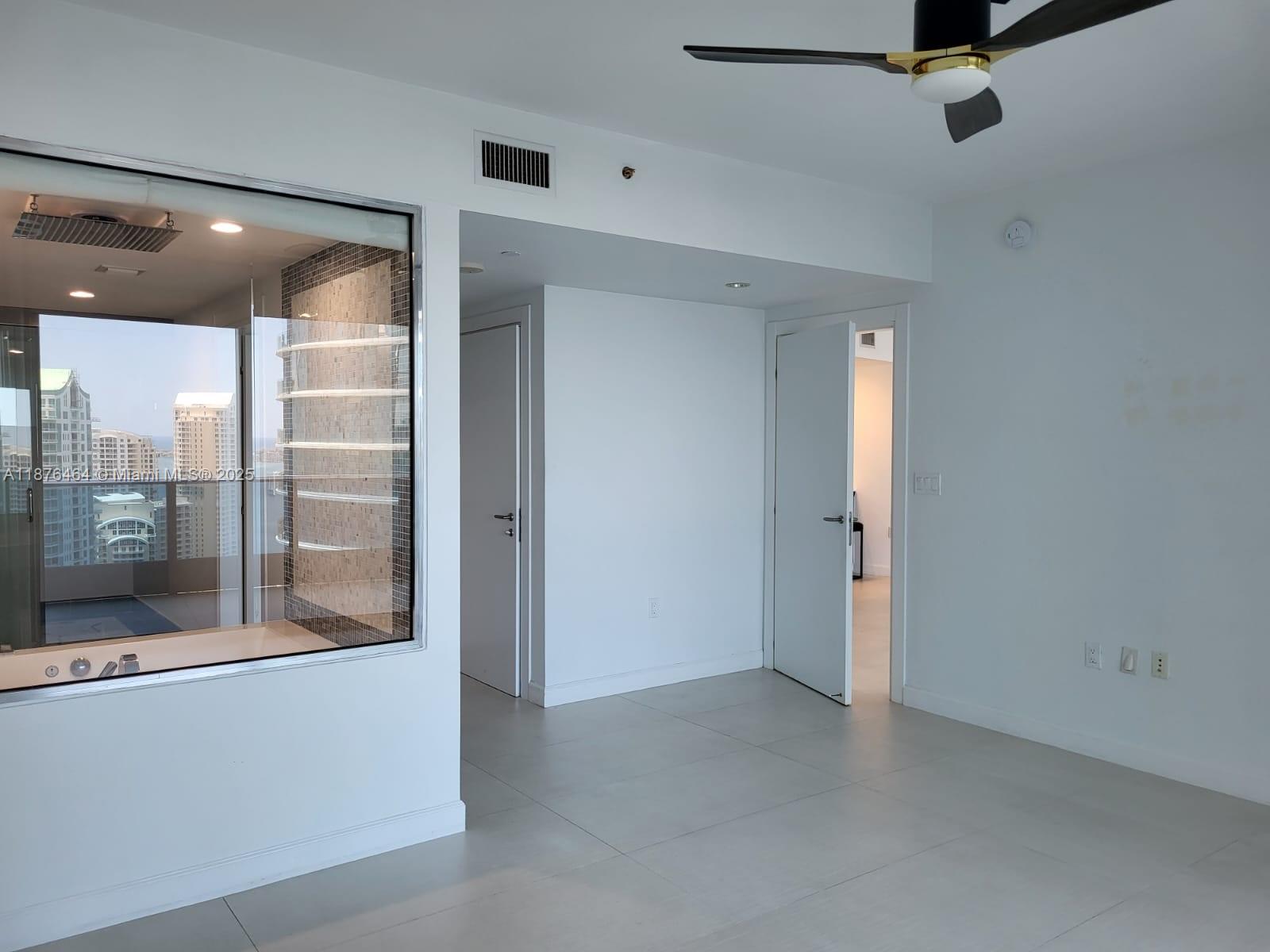 200 Biscayne Boulevard Way #4203, Miami FL 33131
