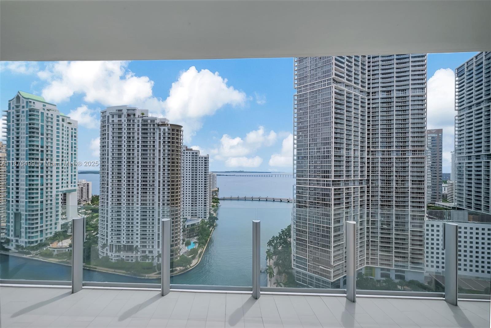 300 Biscayne Boulevard Way #2402E, Miami FL 33131