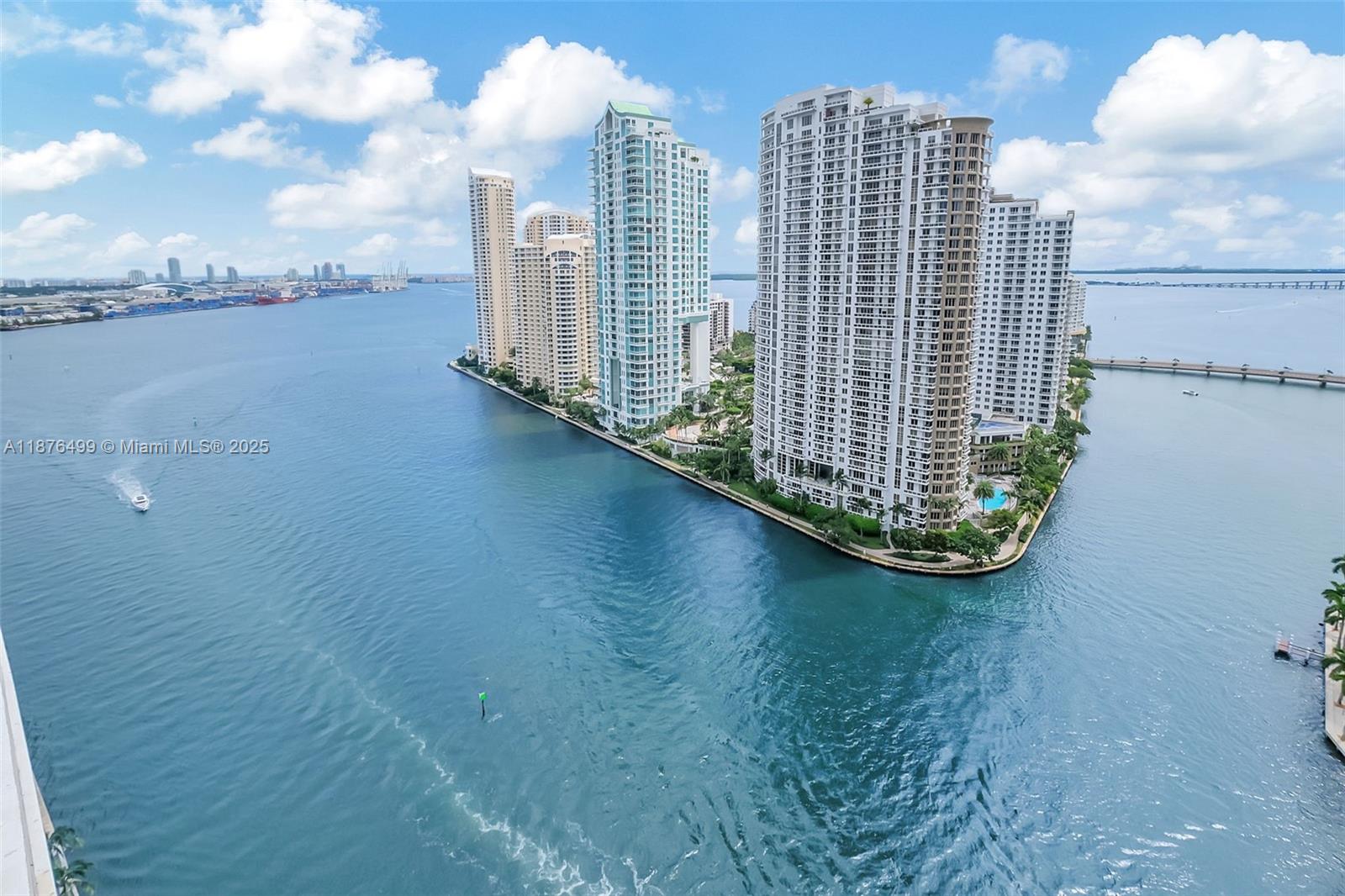 300 Biscayne Boulevard Way #2402E, Miami FL 33131