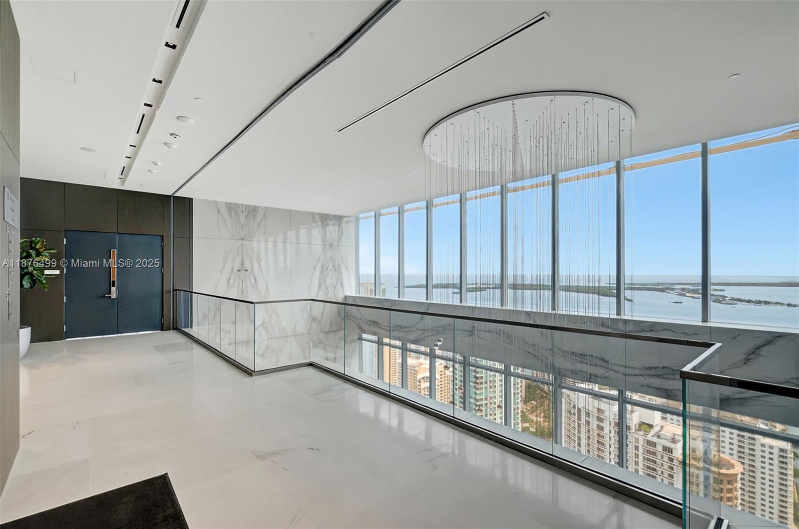 300 Biscayne Boulevard Way #2402E, Miami FL 33131