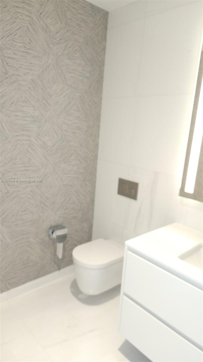 300 Biscayne Boulevard Way #2402E, Miami FL 33131