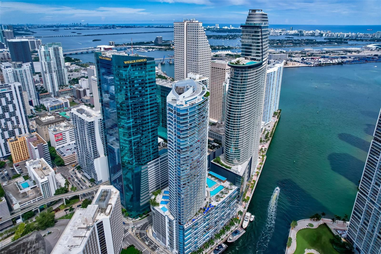 300 Biscayne Boulevard Way #2402E, Miami FL 33131