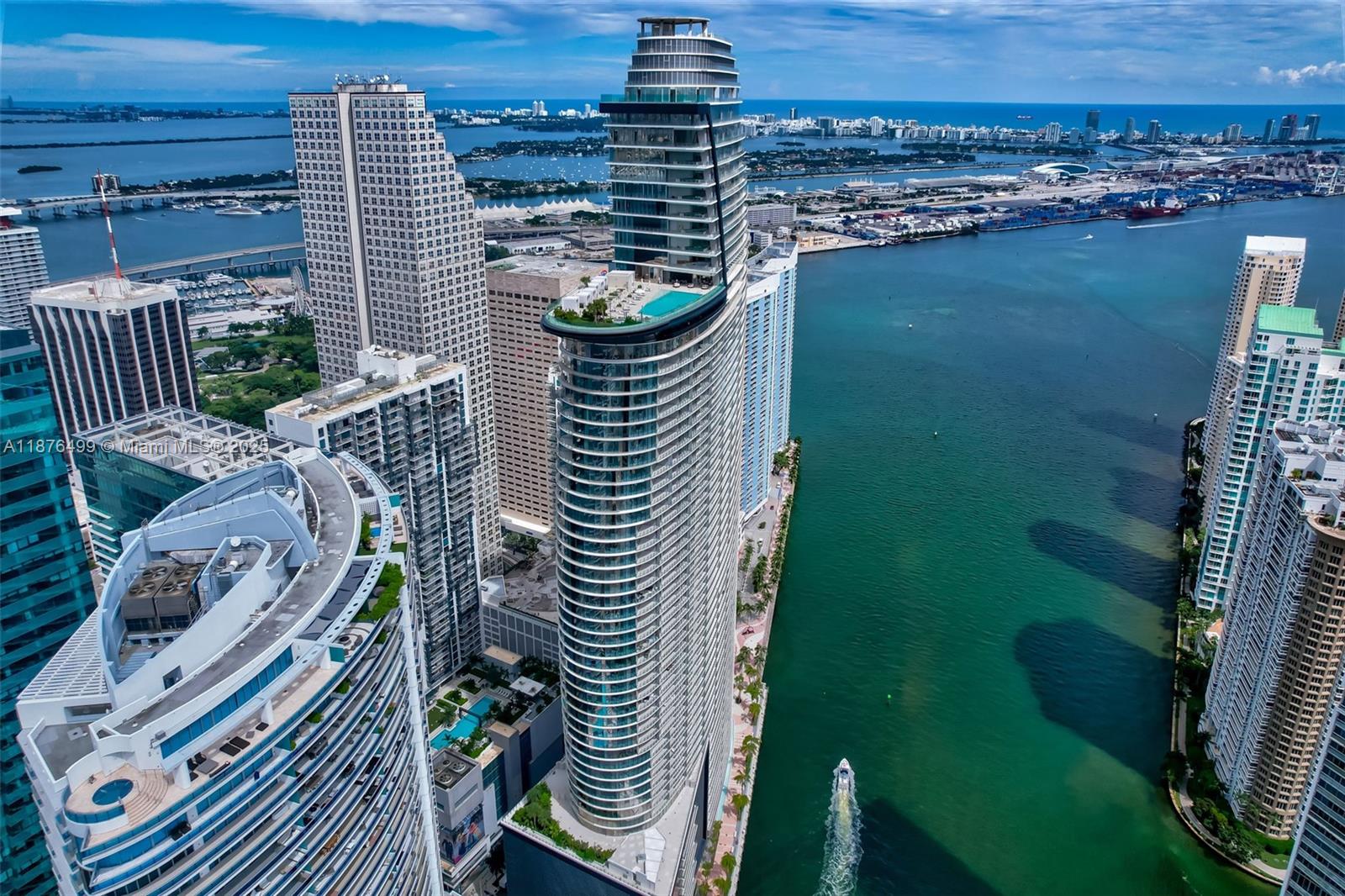 300 Biscayne Boulevard Way #2402E, Miami FL 33131