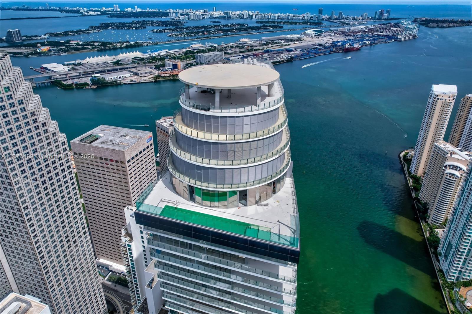300 Biscayne Boulevard Way #2402E, Miami FL 33131