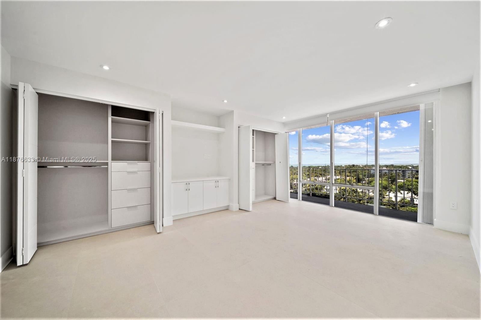 881 Ocean Dr #8G, Key Biscayne FL 33149