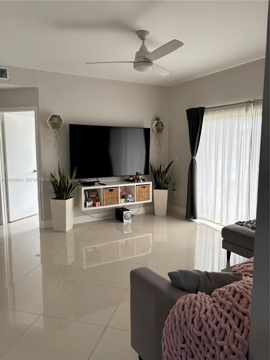 1851 NW 96th Ter #6B, Pembroke Pines FL 33024